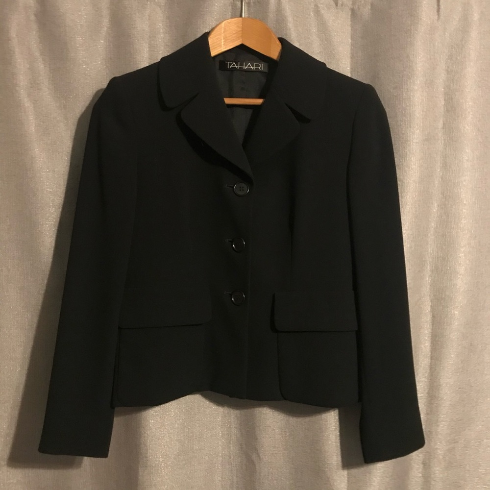 Tahari blazer, size 2